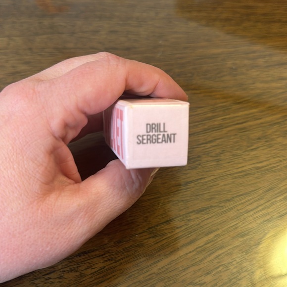 Jeffree Star Velvet Trap Matte Lipstick Shade Drill Sergeant - Picture 5 of 5